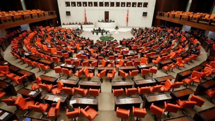 HDP’li 10 vekilin dokunulmazlık dosyası Meclis’te