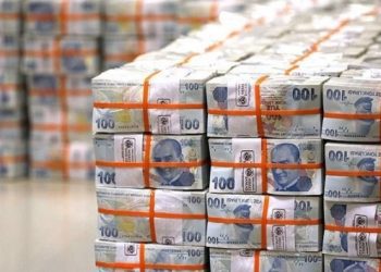 Tartışmalı ‘ek bütçe’ komisyondan geçti