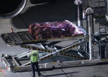 Helikopter kazasında ölen 4 Türk’ün cenazeleri Türkiye’ye getirildi