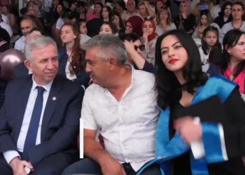 Mansur Yavaş gençlere seslendi: Türkiye’den gitmenizi istemiyorum çocuklar