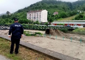 AFAD’dan kritik uyarı: Alt katta oturanlar üst katlara çıksın
