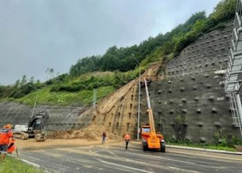 Bolu Dağı Tüneli İstanbul istikameti heyelan nedeniyle ulaşıma kapatıldı