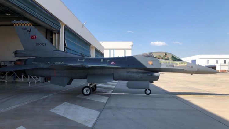 F 35’leri beklerken, F 16’lar uçurulmaya çalışılıyor