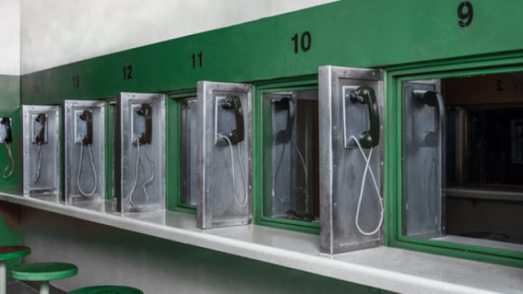 Siyasi tutuklular haklarını kullanamıyor