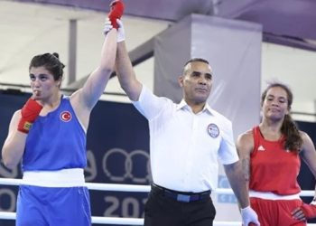 Busenaz Sürmeneli’den altın madalya