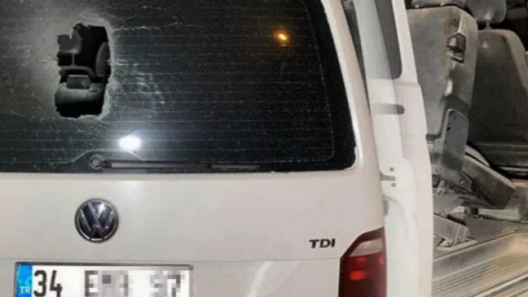 Eski AKP’li vekilin aracına molotoflu saldırı