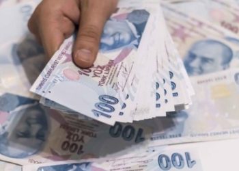Ek gösterge bakan yardımcılarına yaradı: Ömür boyu maaş alacaklar