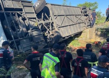 Kırklareli’nde yolcu otobüsü devrildi: 6 ölü, 25 yaralı