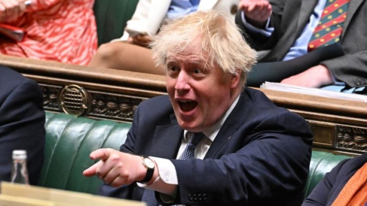 Johnson’ı koltuğundan Türkçe konuşması etmiş!