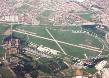 Askeri havalimanı yağmaya açılıyor!