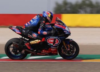 Toprak Razgatlıoğlu İngiltere’de tarihe geçti