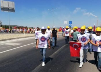 Özelleştirmeye karşı Ankara yürüyen madencilere jandarma engeli