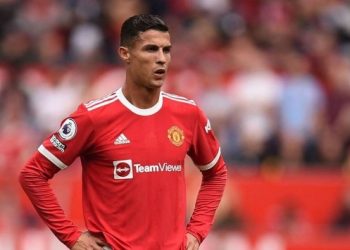 Ronaldo, yüz yüze görüşme için Manchester’a döndü