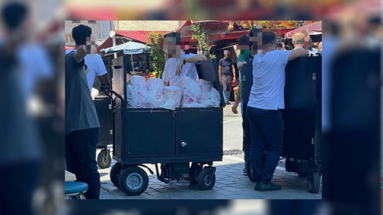 Kapalıçarşı’da kasa kasa dolar taşındı