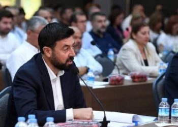 AKP’li meclis üyesine üç iş yerinde de kaçak su kullanmaktan ceza