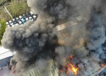 İstanbul’da geri dönüşüm fabrikasında yangın