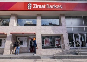 “Verilen kredi kartlarıyla 3 milyon lira harcadılar”