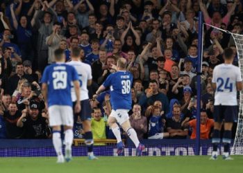 Everton-Dinamo Kiev maçında alkış alan hareket