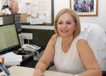 Kapısına ‘dana dili’ bırakılarak tehdit edilen Dr. Şenol’a TTB’den destek