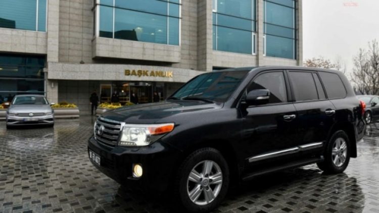 Gökçek’in cipi 3 milyon 650 bin TL’ye satıldı