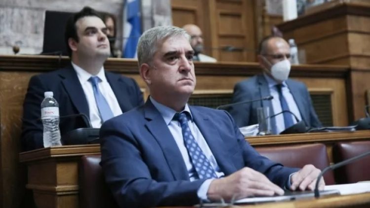 Yunanistan’da istihbarat şefi istifa etti