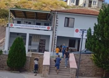 Erdoğan’ın ziyaret edeceği cemevine belediye hizmeti