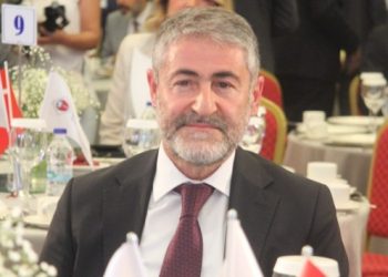 Bakan Nebati, İYİ Partili Yılmaz’ın “Türkiye IMF’den borç aldı” iddiasını yalanladı