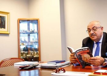 AKP’li Tuğrul Türkeş’in doktor kızı ülkeyi terk etmiş