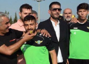 İddia: Akhisarspor’da baklava yiyen kadro dışı bırakıldı