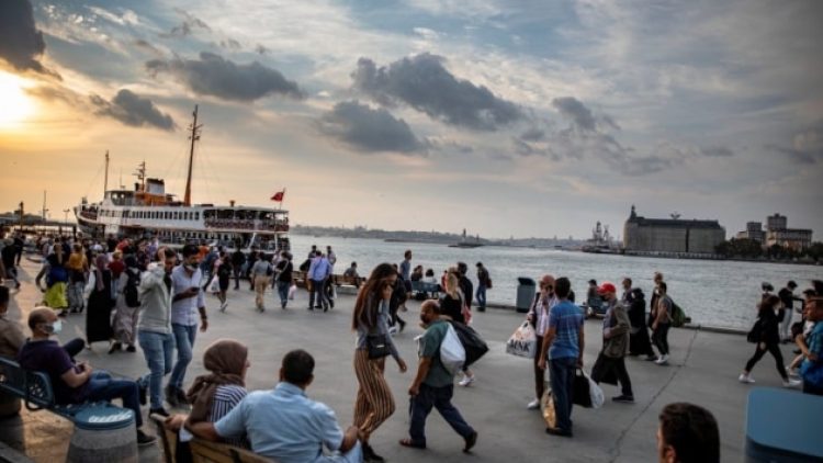 Haftalık Covid-19 verileri açıklandı: 232 bin 253 vaka, 380 ölüm