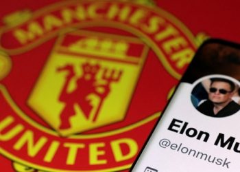 Manchester United’ı satın alacağını açıklayan Elon Musk’tan düzeltme