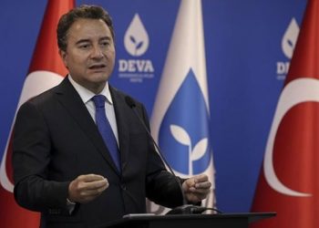 Babacan: Müsait bir yerde iktidarı indirip yola devam edeceğiz