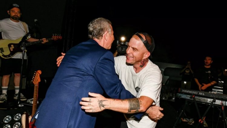 Yavaş: Vatan sevgimizi hiç kimse sorgulayamaz