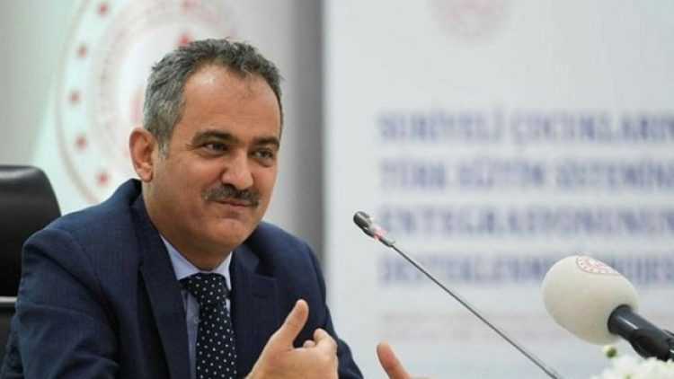 Eğitim Bakanı Özer’den öğretmenlere gözaltı ile ilgili açıklama