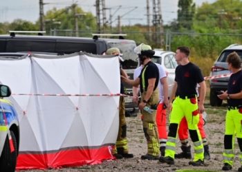 Almanya’da uçak düştü: 2 kişi hayatını kaybetti