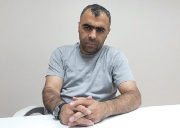 AKP’li vekilin açtığı ‘hakaret’ davasında para cezasını ödemeyen gazeteci tutuklandı
