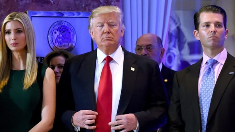 ABD’de dün yapılan ön seçimleri Trump yanlısı adaylar kazandı