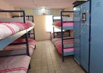 CHP’li Sümer: KYK yurtlarında 3 kişilik olması gereken odalar 6 kişilik yapılmış