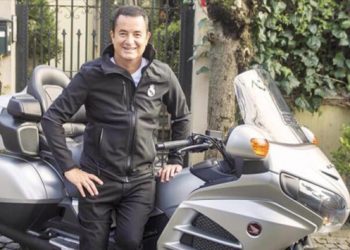 Acun Ilıcalı motor kazası geçirdi!