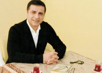 Demirtaş’tan ‘afiş’ açıklaması: Her türlü provokasyonu yapıyorlar, halkımız sağduyulu davranacaktır