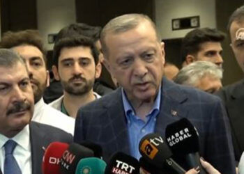 Erdoğan, maden ocağı patlamasında yaralanan işçileri ziyaret etti