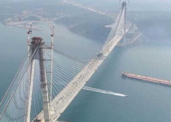 Köprü yapıldı ama polisimiz geçemiyor