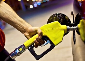 Benzin ve motorine 2 gün sonra yeni zam!