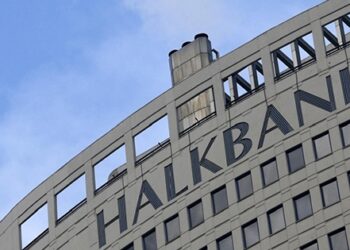 Halkbank’a batık kredi uyarısı!