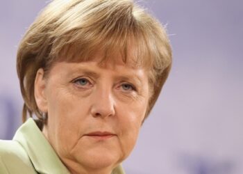 Toyota’nın tahtını devirdi