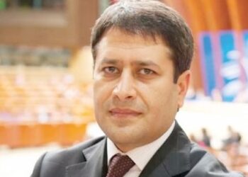 Bakan Yardımcısı El Kaide kampında mı eğitildi?