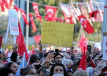 Adana’da yürüyüş ve basın açıklamaları yasaklandı