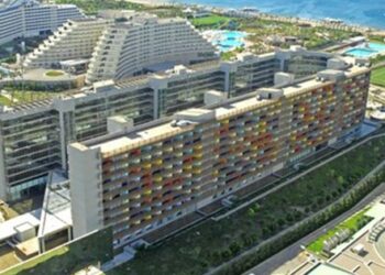 Kriz: İki dev otel icradan satılık!