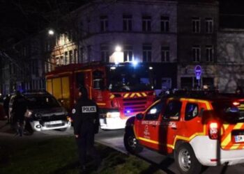 Fransa’da metro istasyonunda silahlı saldırı