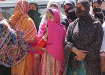 Pakistan’da türbe bakıcısı 20 ziyaretçiyi, tek tek zehirleyip öldürdü